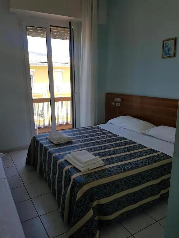 Hotel Acapulco 里米尼