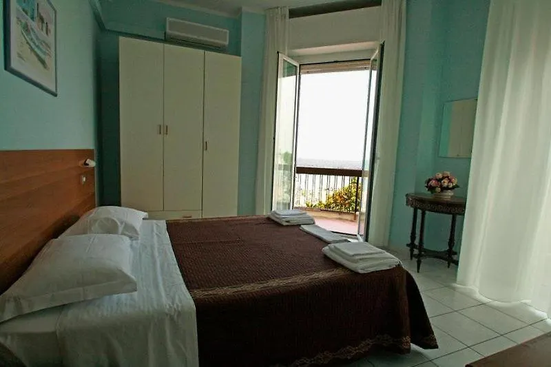 ***  Hotel Acapulco 里米尼 意大利